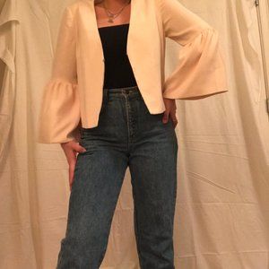 NWOT CROPPED FLARE SLEEVE JACKET